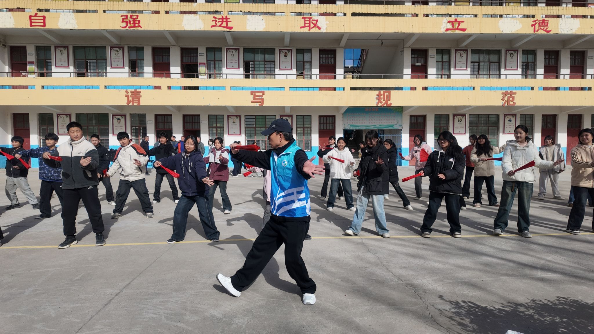 谈球吧体育app下载